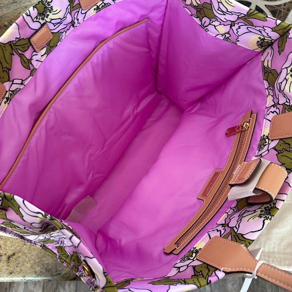 New Tory Burch 💕 ELLA NYLON FLORAL TOTE ASTER PINK FLOWER - Picture 7 of 13